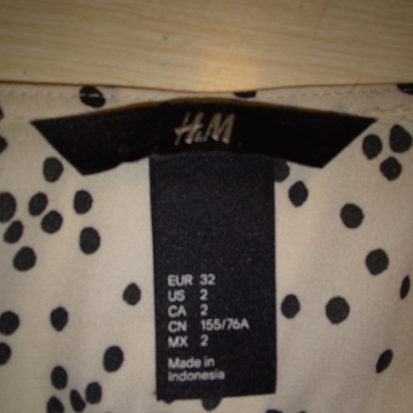 H&M button down - Picture 2 of 5